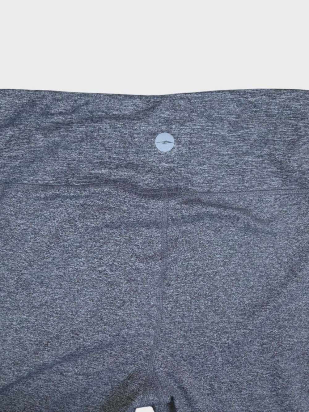 Avia Womens Gray Cropped Leggings Small Capri Yoga Pants Activewear Mid Rise - Picture 4 of 7